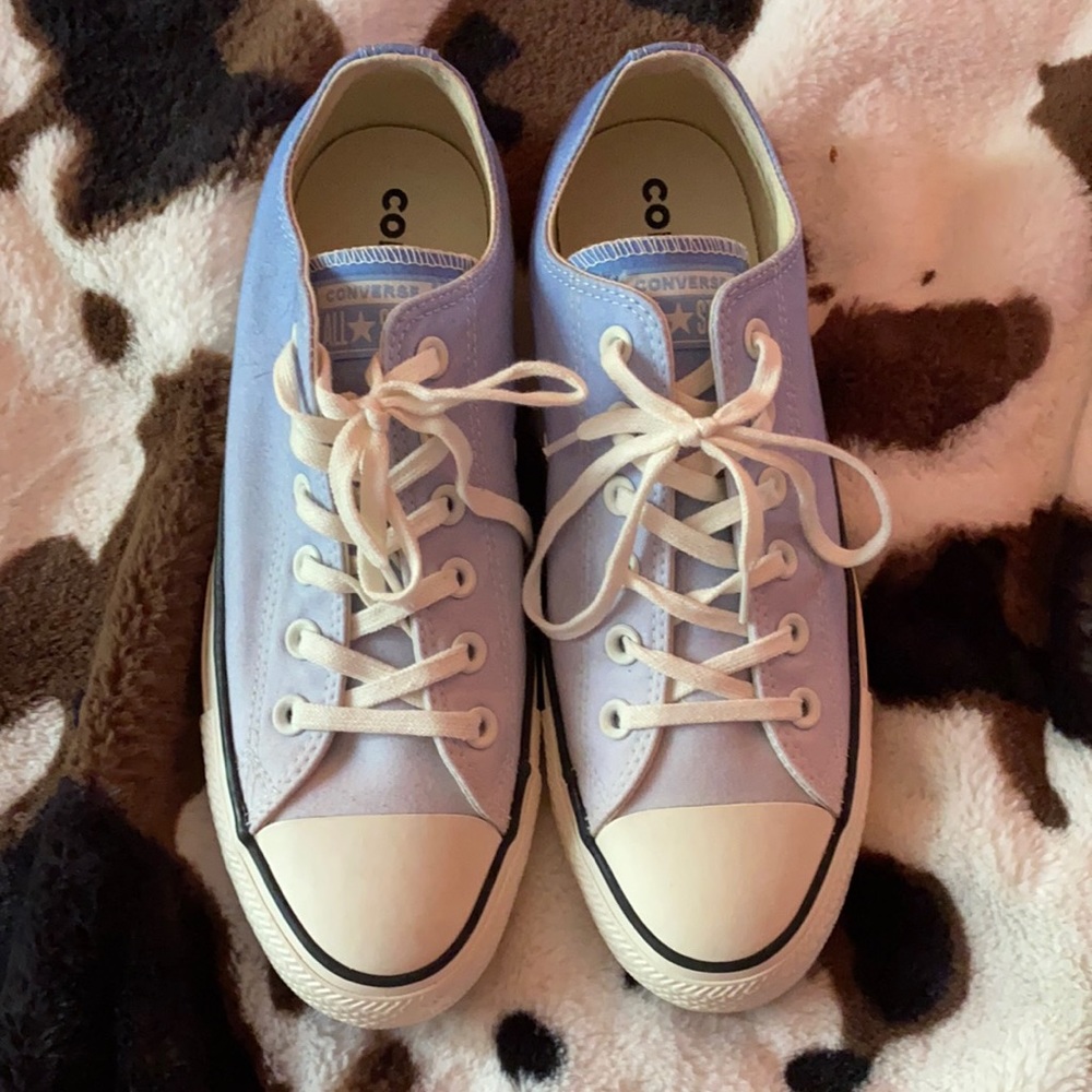 Purple/blueish Ombré Converse